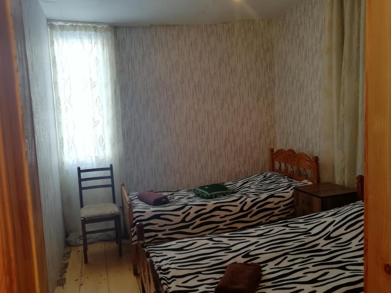 Nora'S Guesthouse Zhabeshi Екстер'єр фото