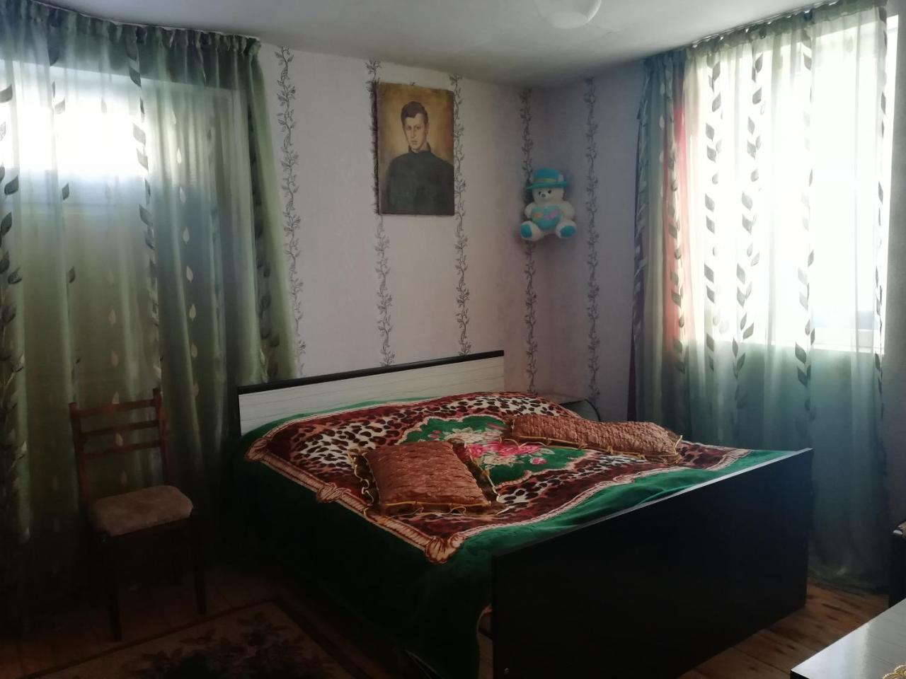 Nora'S Guesthouse Zhabeshi Екстер'єр фото