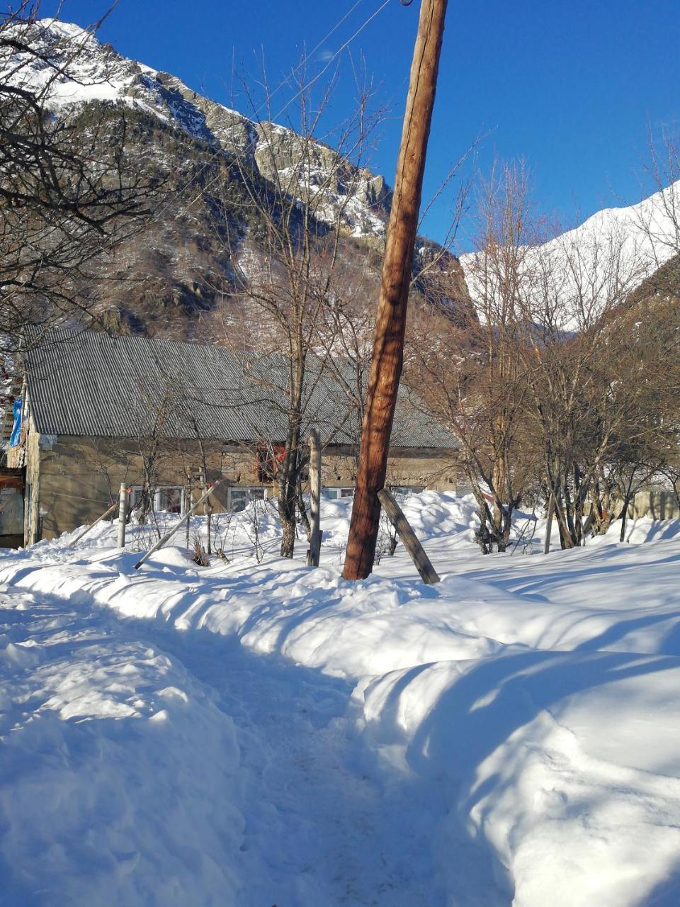 Nora'S Guesthouse Zhabeshi Екстер'єр фото